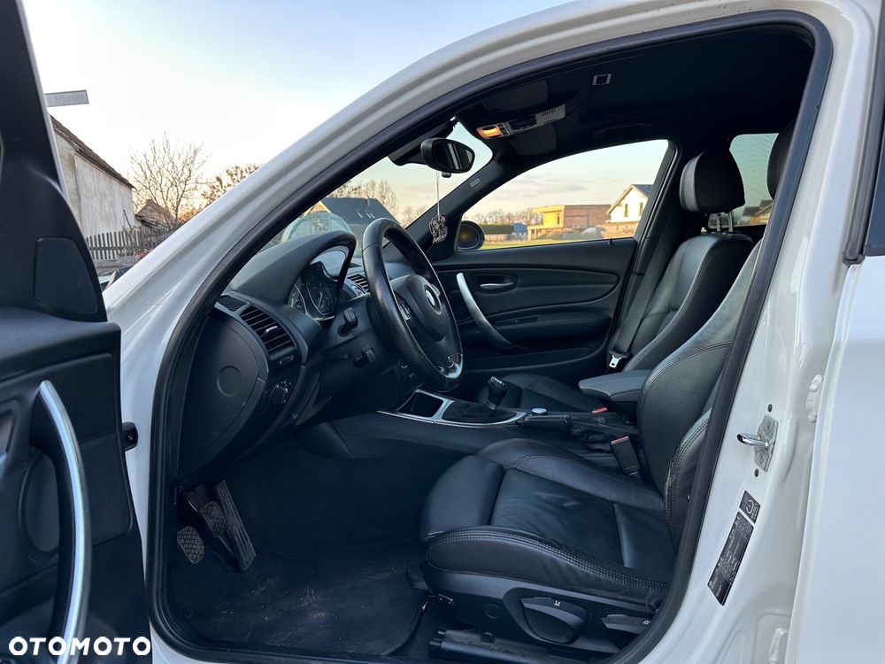 BMW Seria 1 123d DPF Edition Sport - 19