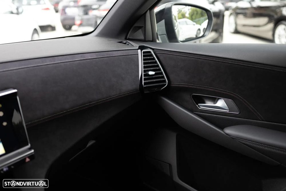 DS DS7 Crossback E-Tense Performance Line EAT8 - 9