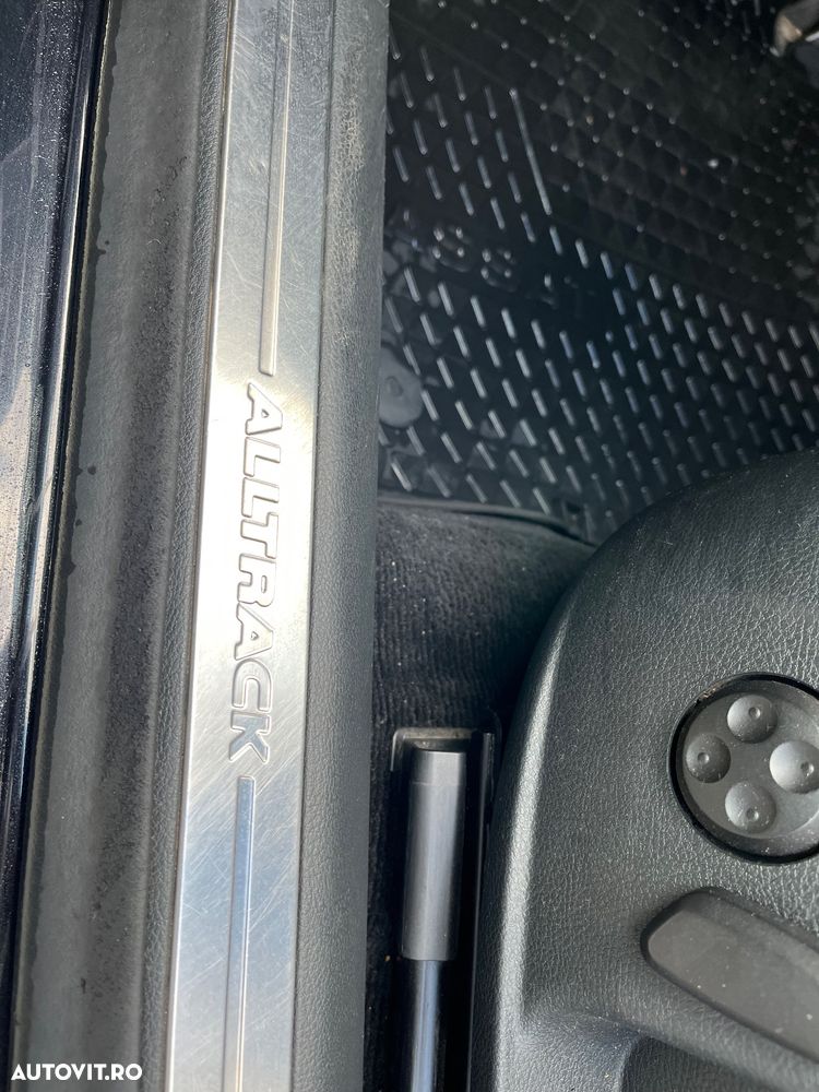 Volkswagen Passat 2.0 TDI 4Motion BlueMotion Technology Comfortline - 5