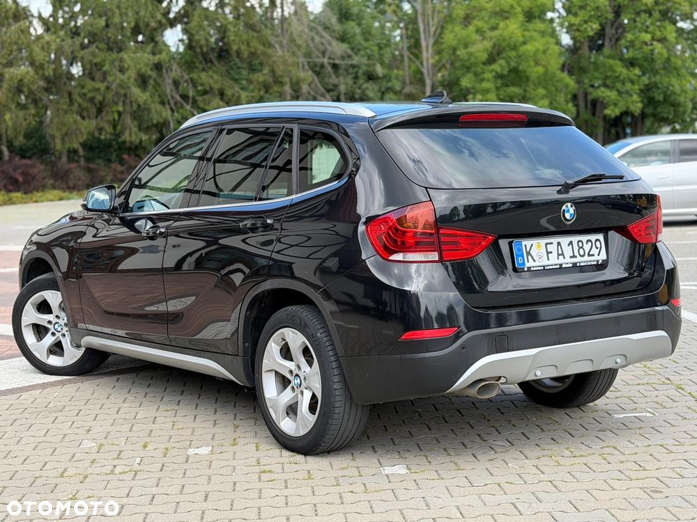 BMW X1 sDrive18d xLine - 21