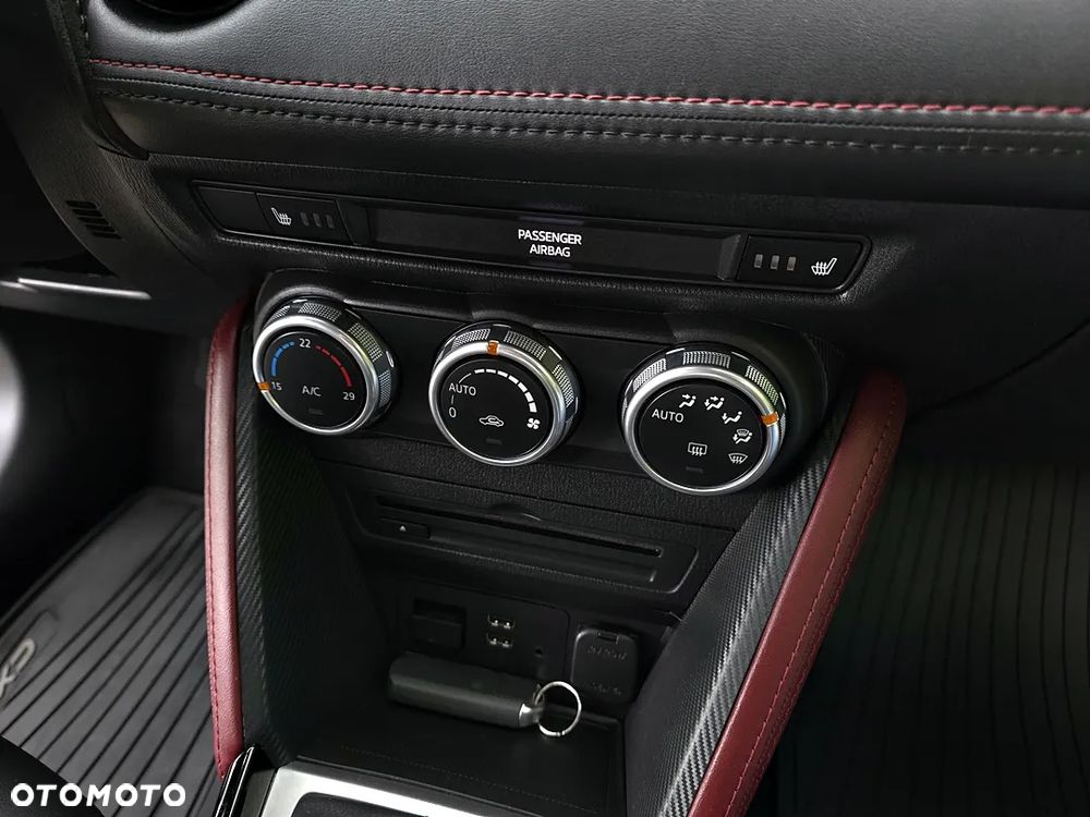 Mazda CX-3 SKYACTIV-G 150 i-ELOOP AWD Sports-Line - 29