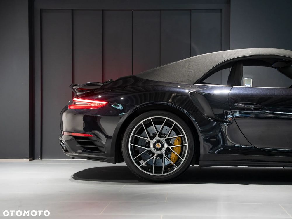 Porsche 911 - 10