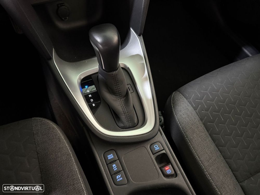 Toyota Yaris Cross 1.5 HDF Comfort Plus - 15