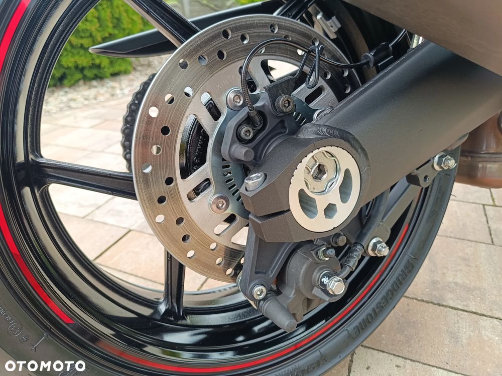 Kawasaki Ninja 1000 SX - 27