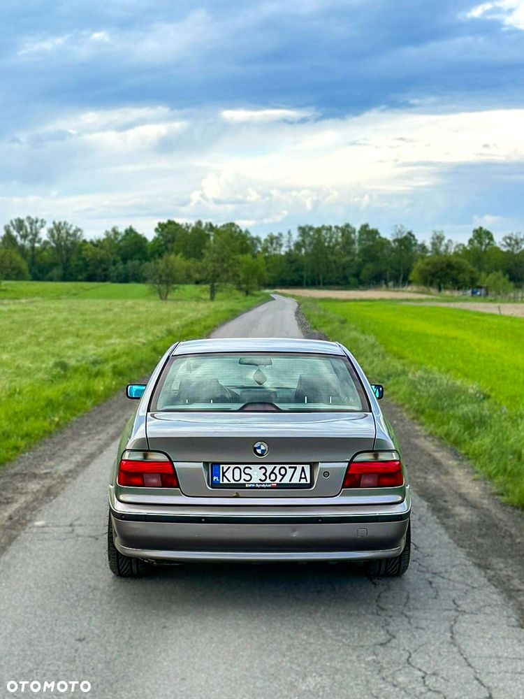 BMW Seria 5 - 4