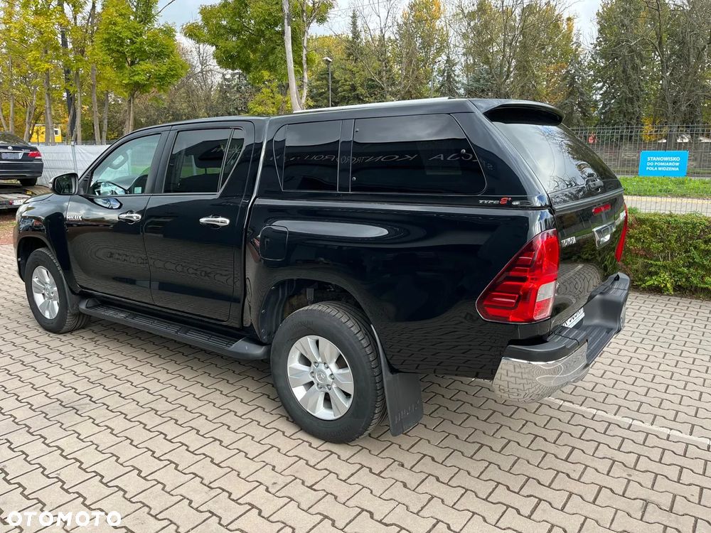 Toyota Hilux 2.4 D-4D Double Cab SR 4x4 - 3