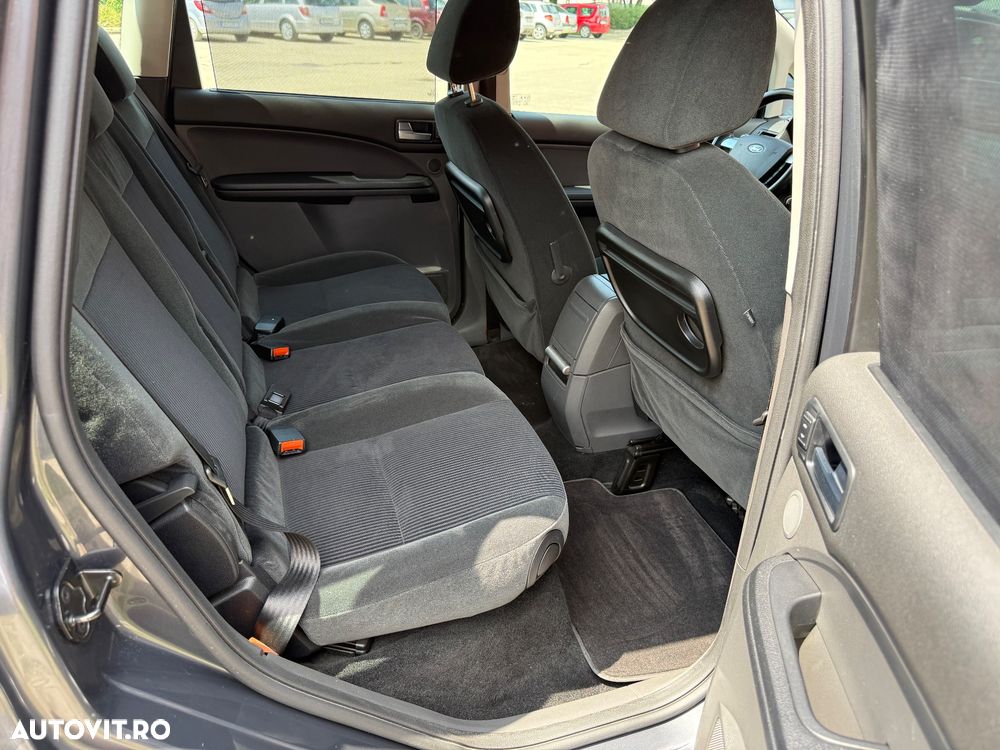 Ford C-Max ver-1-6-tdci-ghia - 12