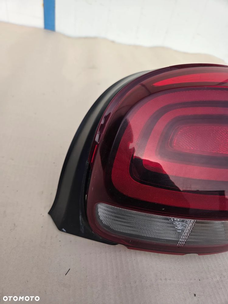 Lampa tylna prawa Citroen C3 III  9812257480 - 5