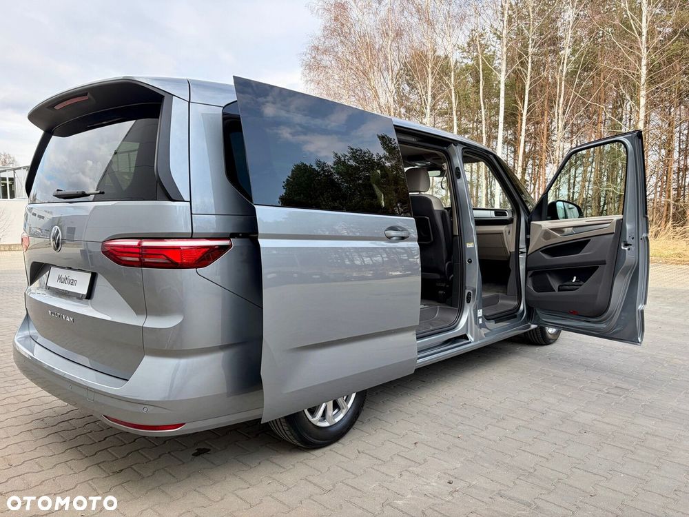 Volkswagen Multivan - 13