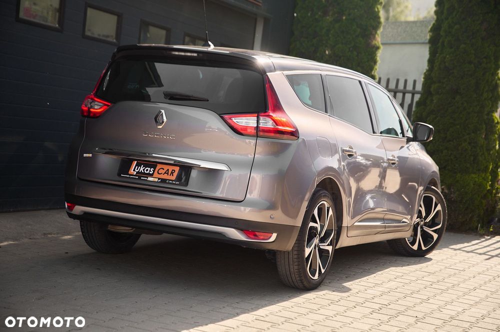 Renault Grand Scenic - 36