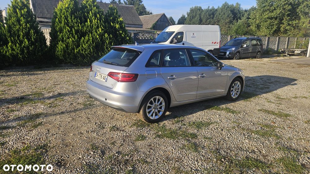 Audi A3 Sportback 1.6 TDI - 3