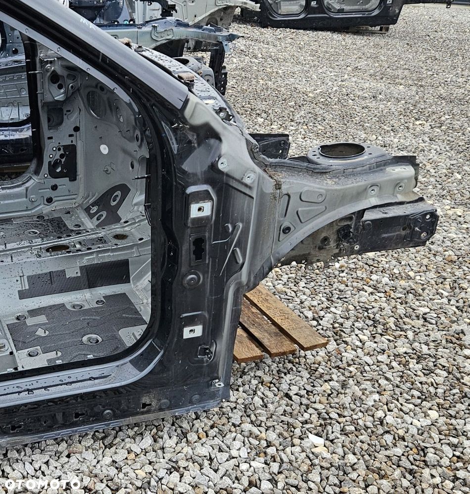 bmw f48 x1 ćwiartka prawa prawy przód fartuch podłużnica słupek a b - 2