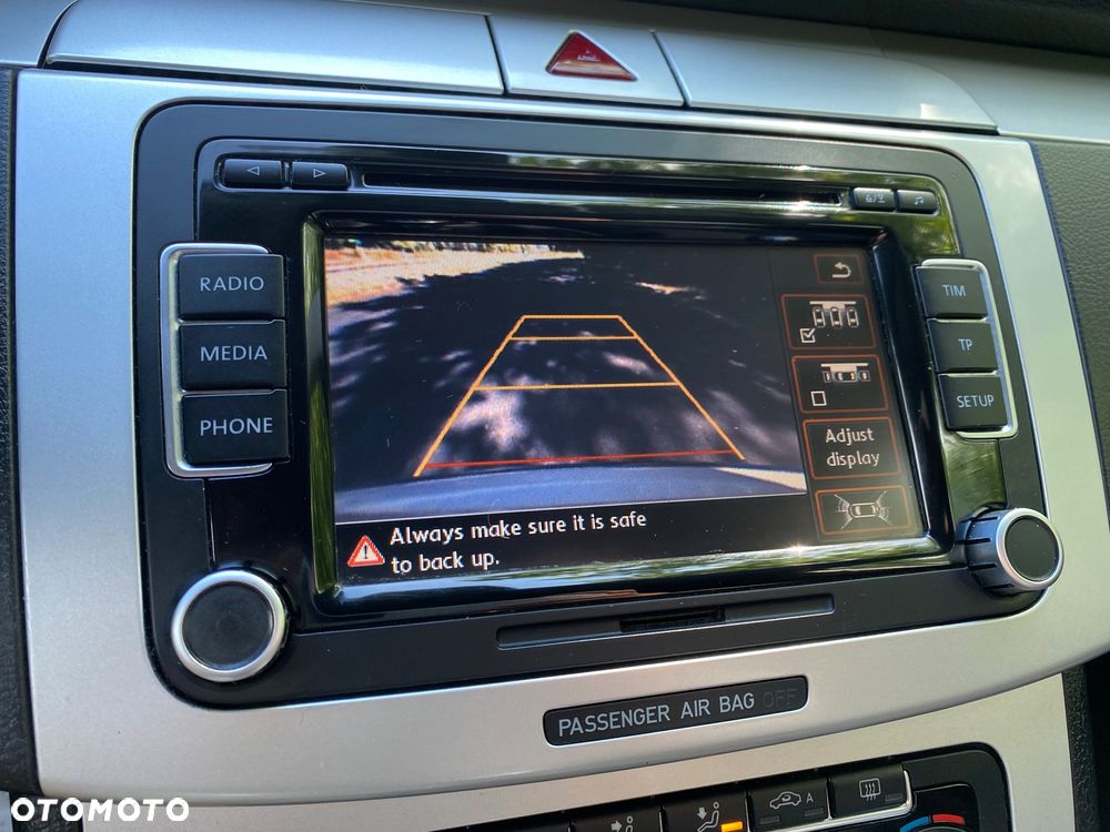Volkswagen Passat CC - 25