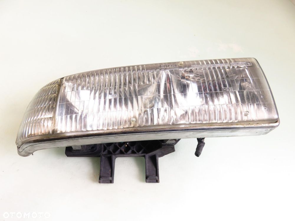LAMPA PRAWA PRZEDNIA CHEVROLET BLAZER S10 - 1