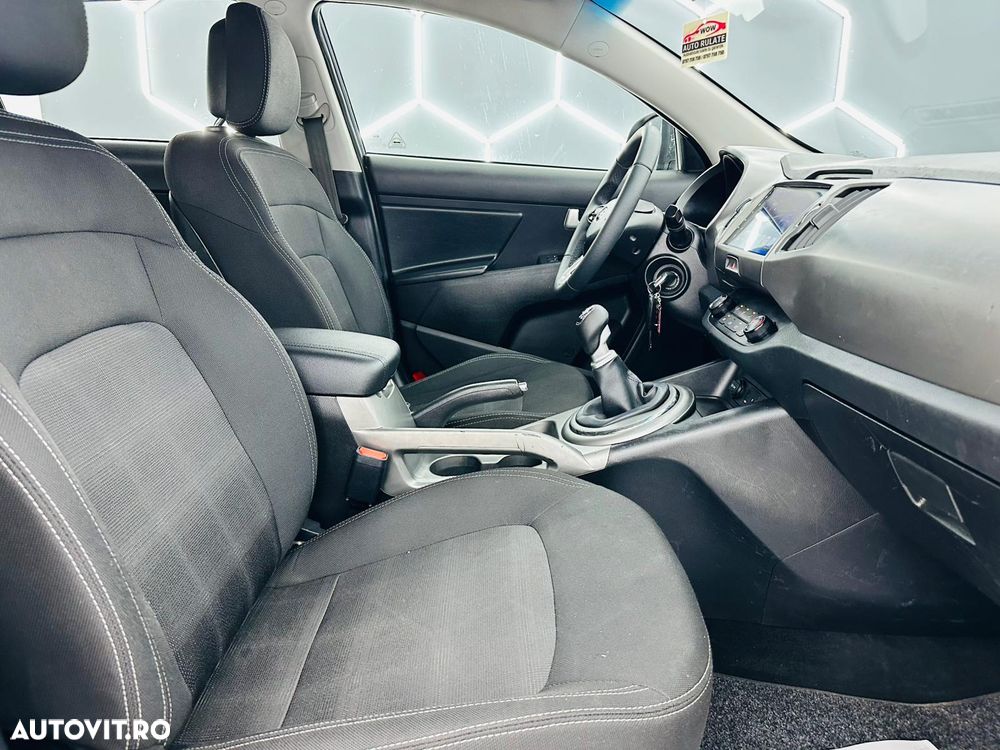 Kia Sportage 1.7 CRDI 2WD Spirit - 17