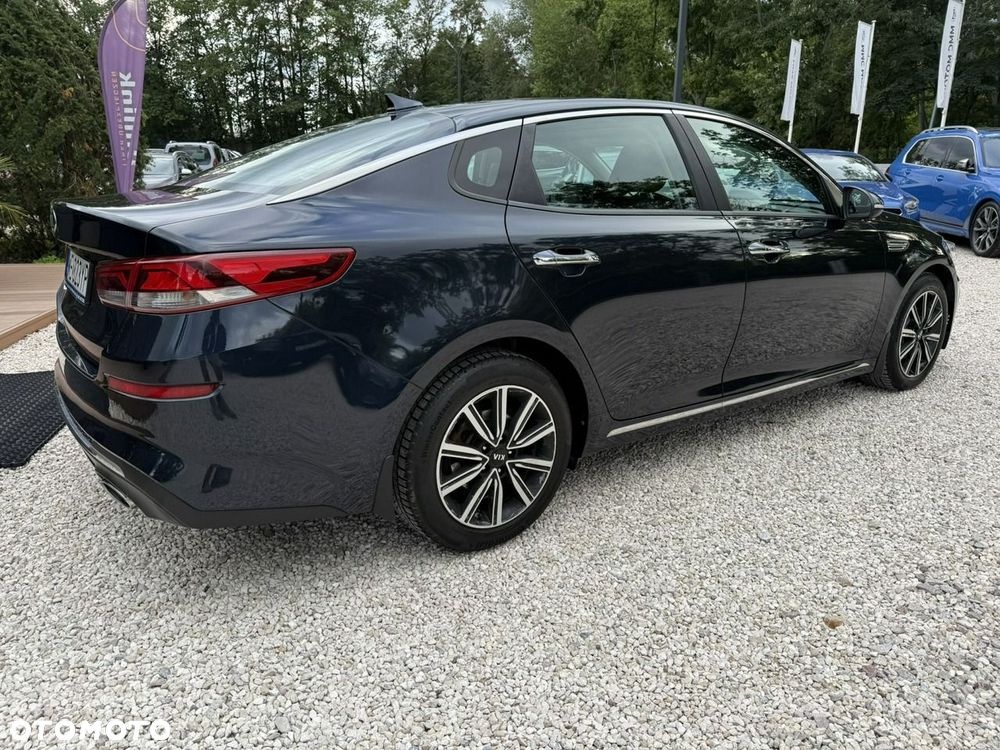 Kia Optima - 13