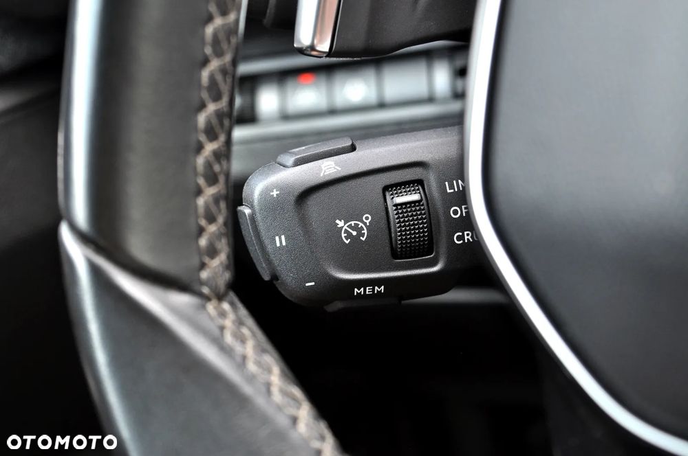 Peugeot 5008 1.5 BlueHDi Allure S&S EAT8 - 36