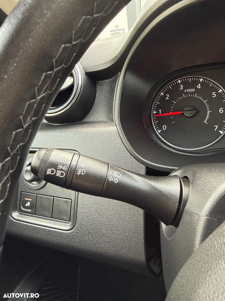 Dacia Duster 1.6 SCe Prestige jante 17" - 24