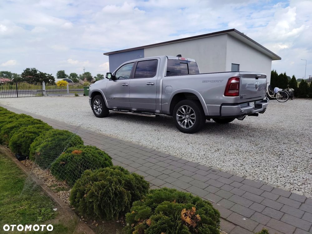 RAM 1500 5.7 Crew Cab Laramie - 4