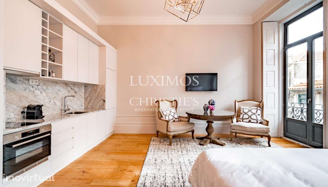 Estúdio mobilado para arrendar no Centro do Porto - Grande imagem: 3/10