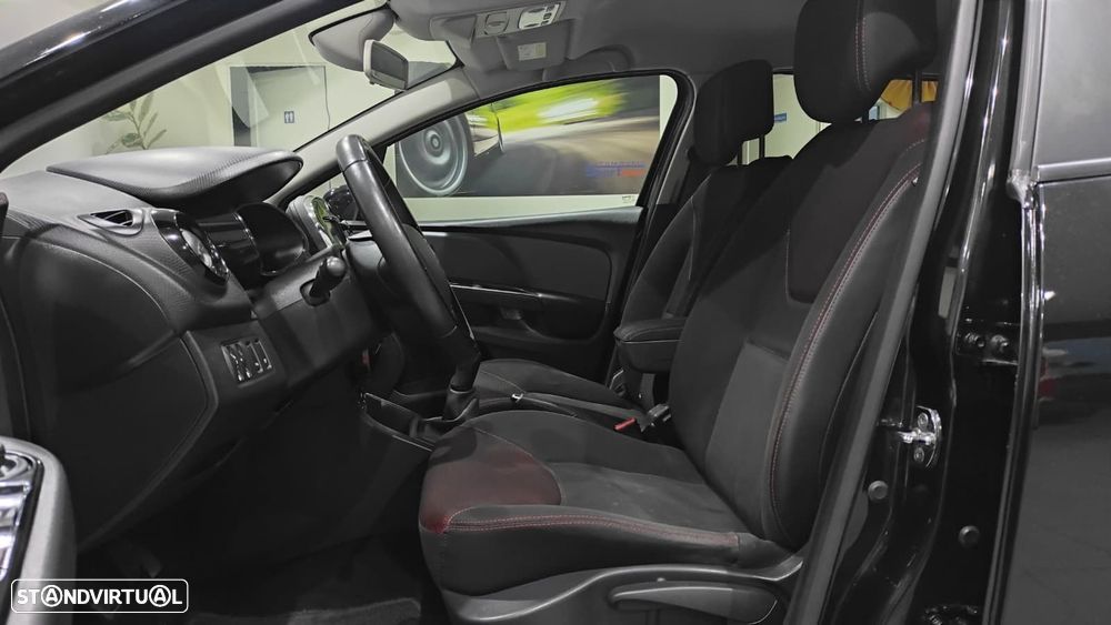 Renault Clio Sport Tourer 1.5 dCi Dynamique S - 16
