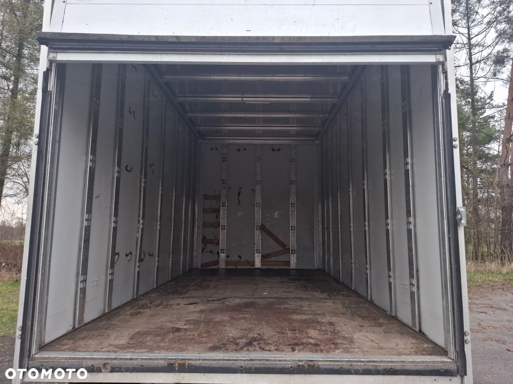 Volkswagen CRAFTER* KONTENER* WINDA 750 kg* UDT * KLIMATYZACJA * F-Vat 23% - 26