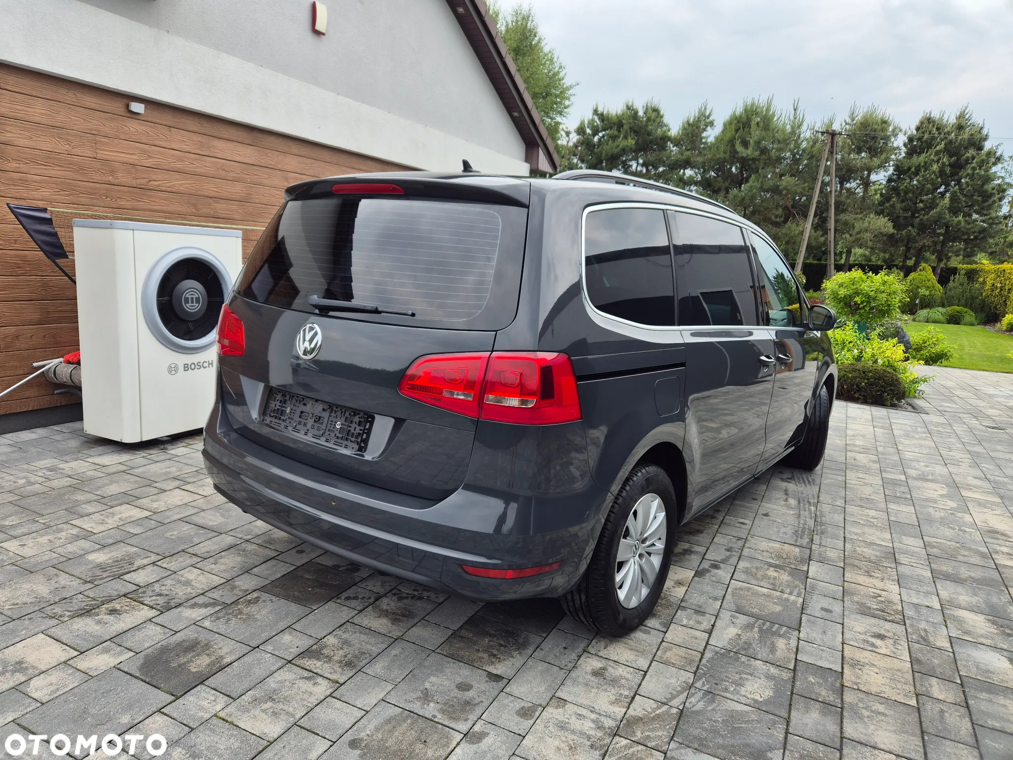 Volkswagen Sharan 2.0 TDI BlueMotion Technology Comfortline - 4