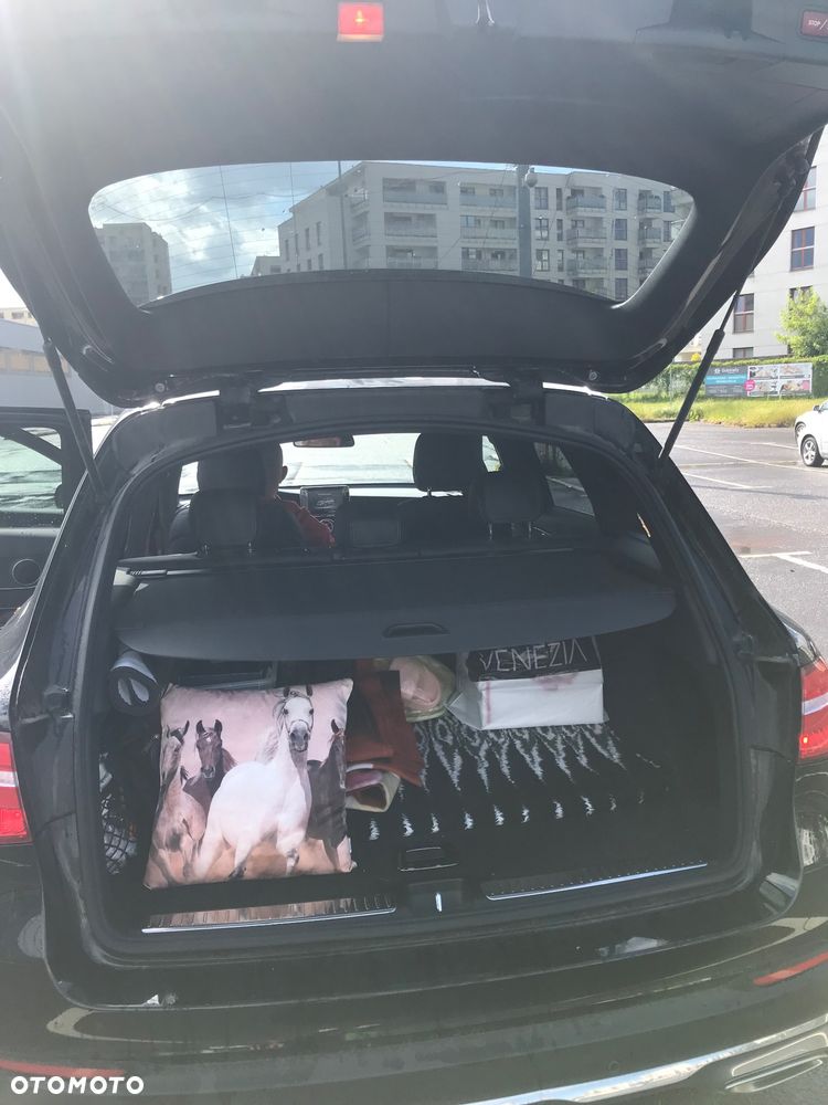Mercedes-Benz GLC 250 4-Matic - 4