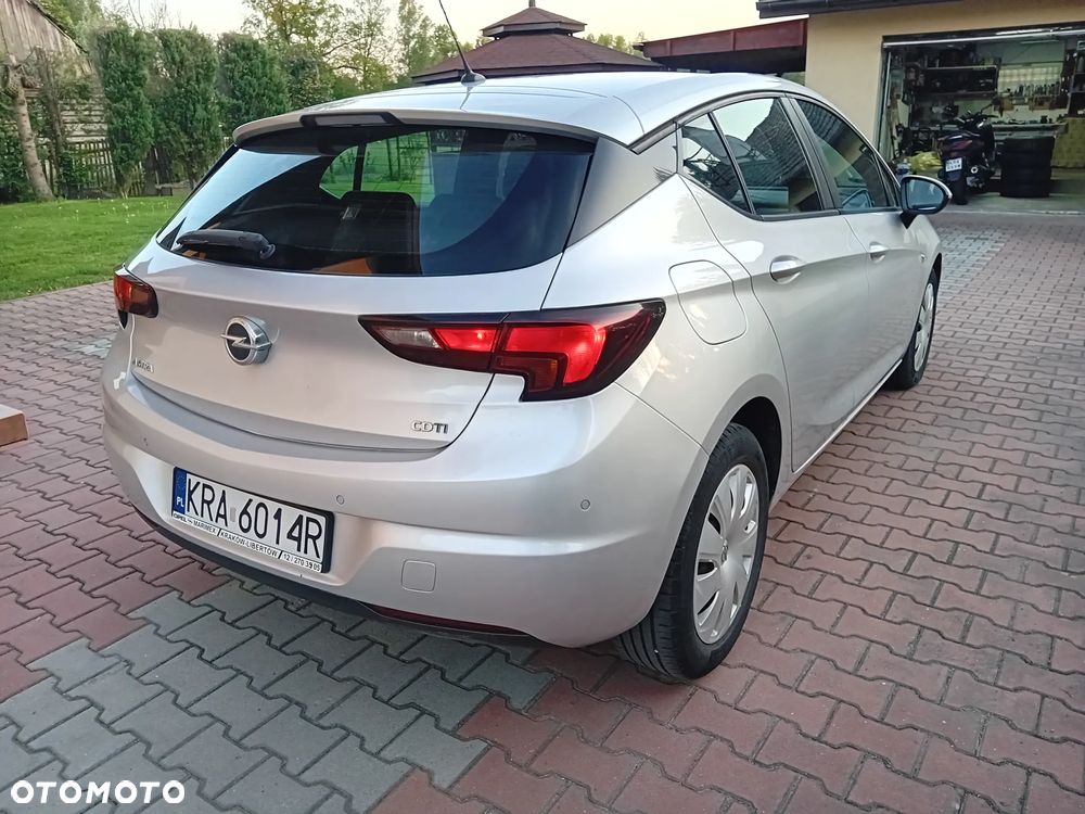 Opel Astra 1.6 CDTI Enjoy - 4