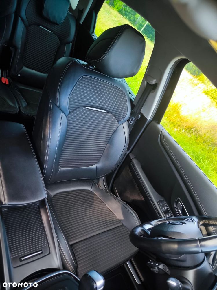 Renault Scenic TCe 140 GPF EDC BOSE EDITION - 23