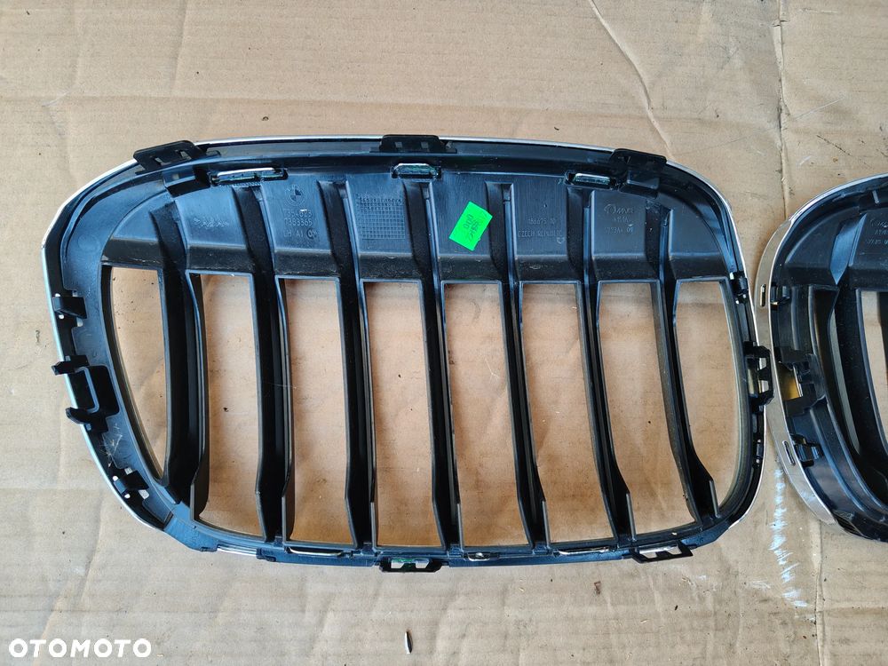 BMW X1 F48 atrapa chłodnicy nerki prawa lewa - 5