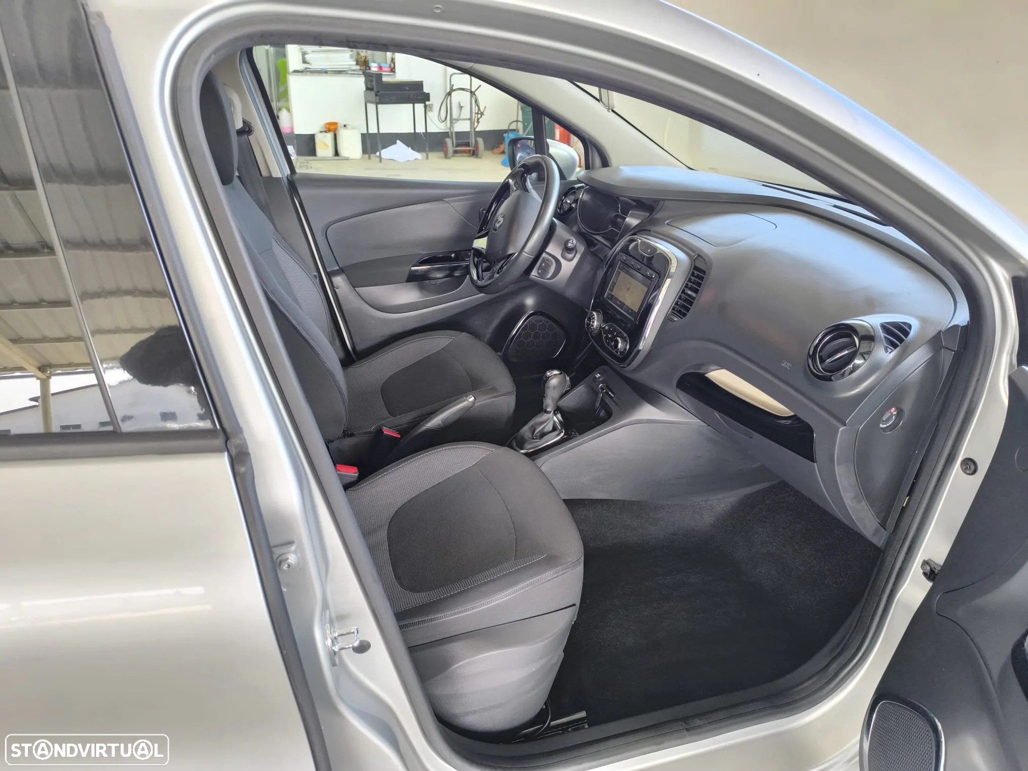 Renault Captur ENERGY dCi 90 EDC Intens - 19