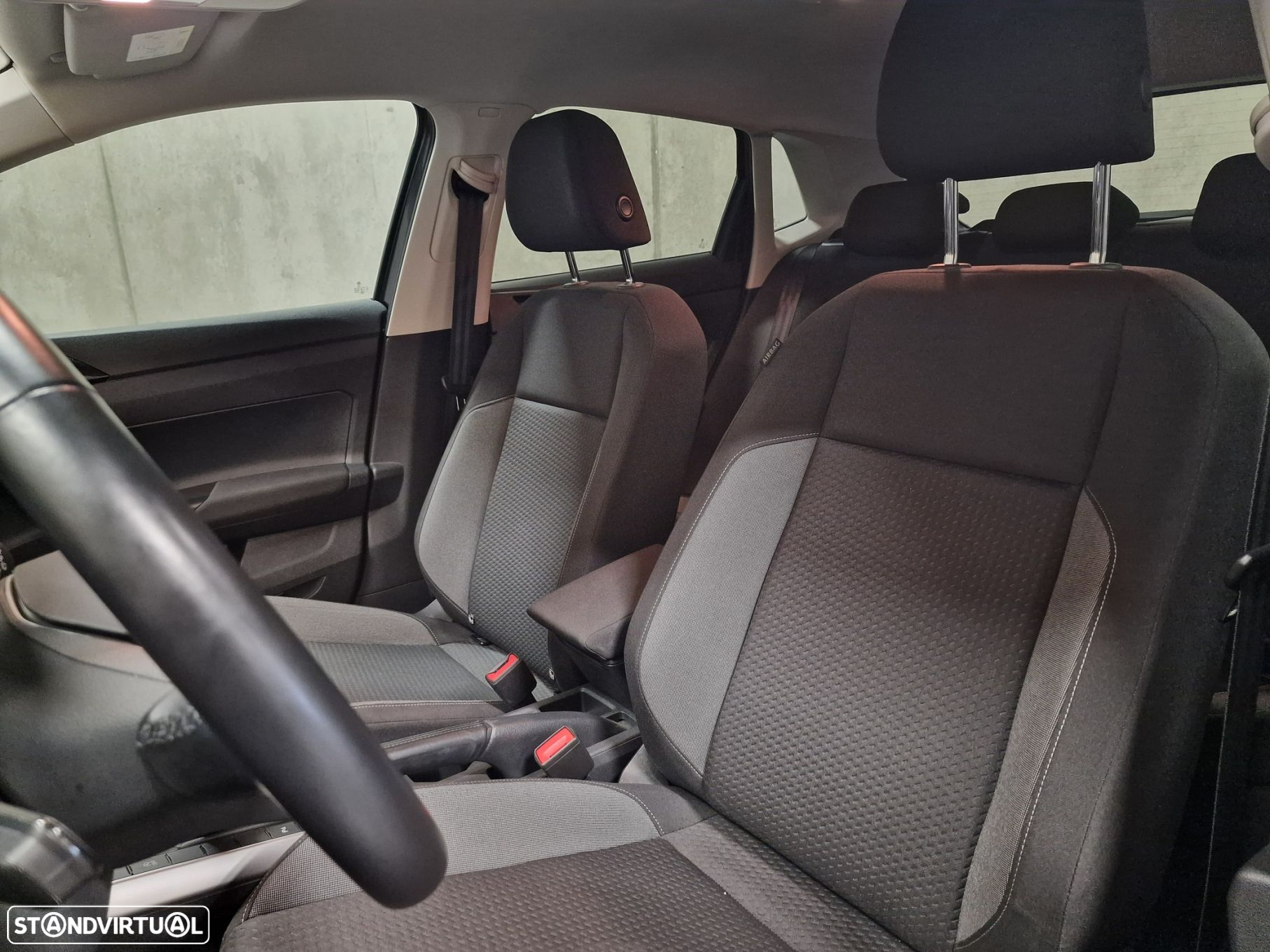 VW Polo 1.0 TSI Urban - 18