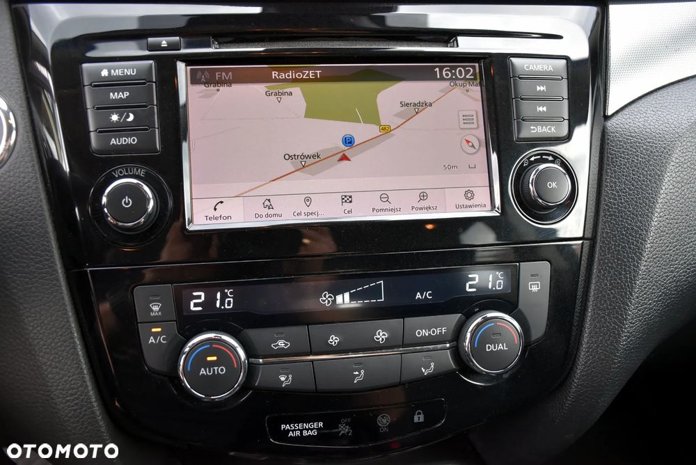 Nissan Qashqai 1.3 DIG-T N-Connecta - 27