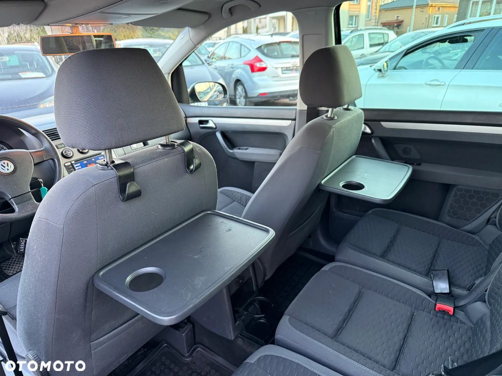 Volkswagen Touran 2.0 TDI DSG United - 18