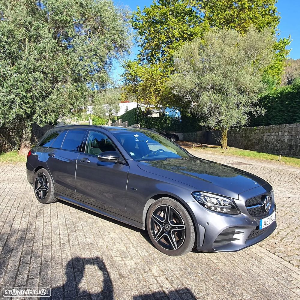 Mercedes-Benz C 300 de AMG Line - 4
