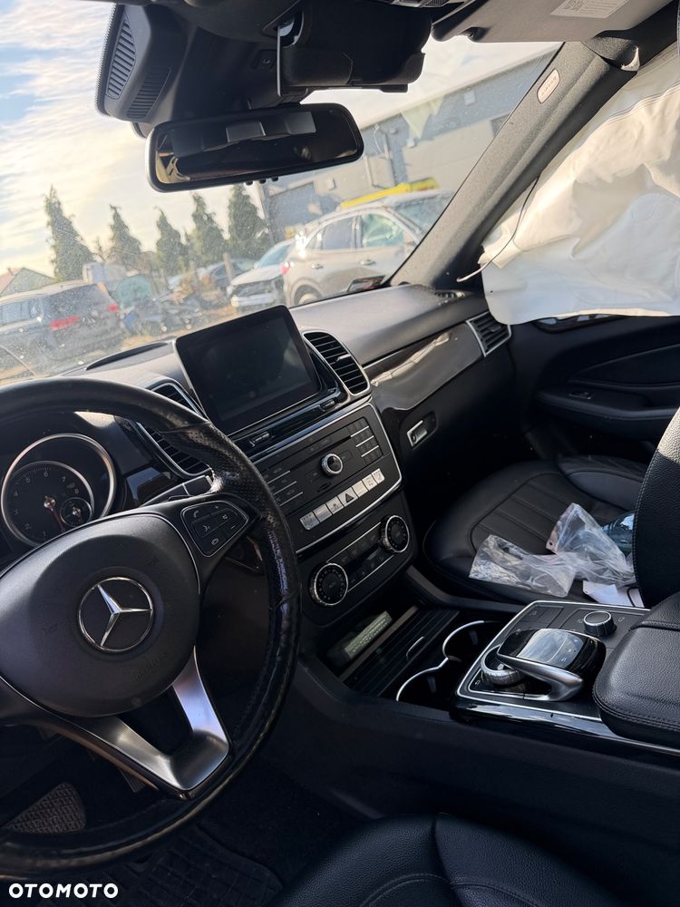 Mercedes-Benz GLE - 6
