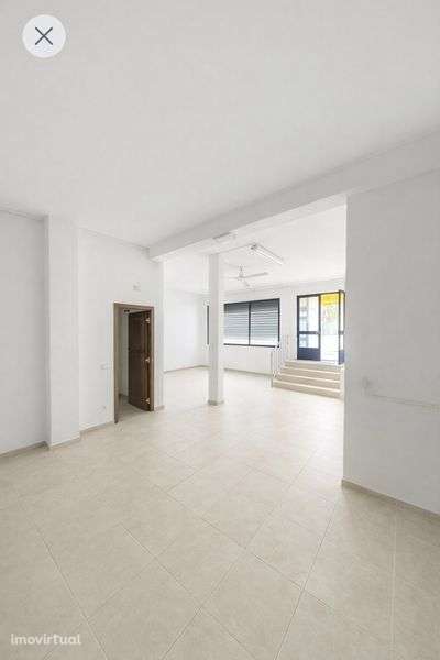 Loja / Apartamento ( Linhó/Beloura) com 82 mts . Excelente localização - Grande imagem: 2/9