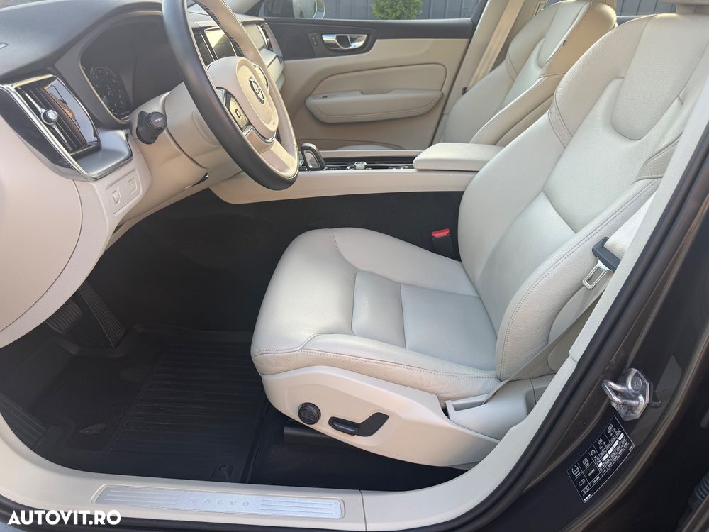 Volvo XC 60 B4 B Geartronic Momentum - 14