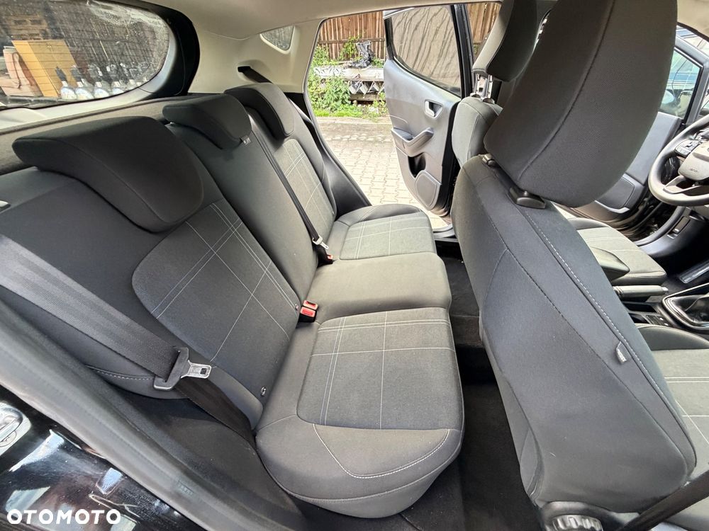 Ford Fiesta - 10