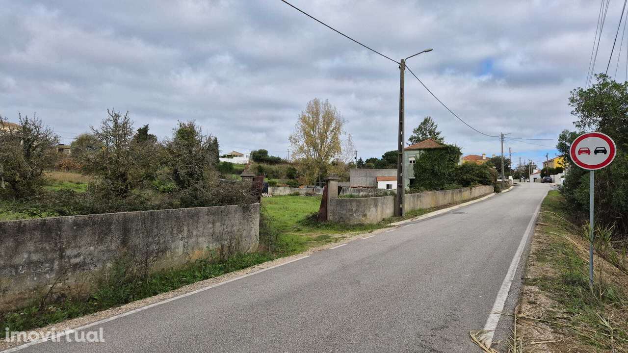 Casa em lote urbano mais 02 rústicos urbanizáveis com área total de... - Grande imagem: 4/15