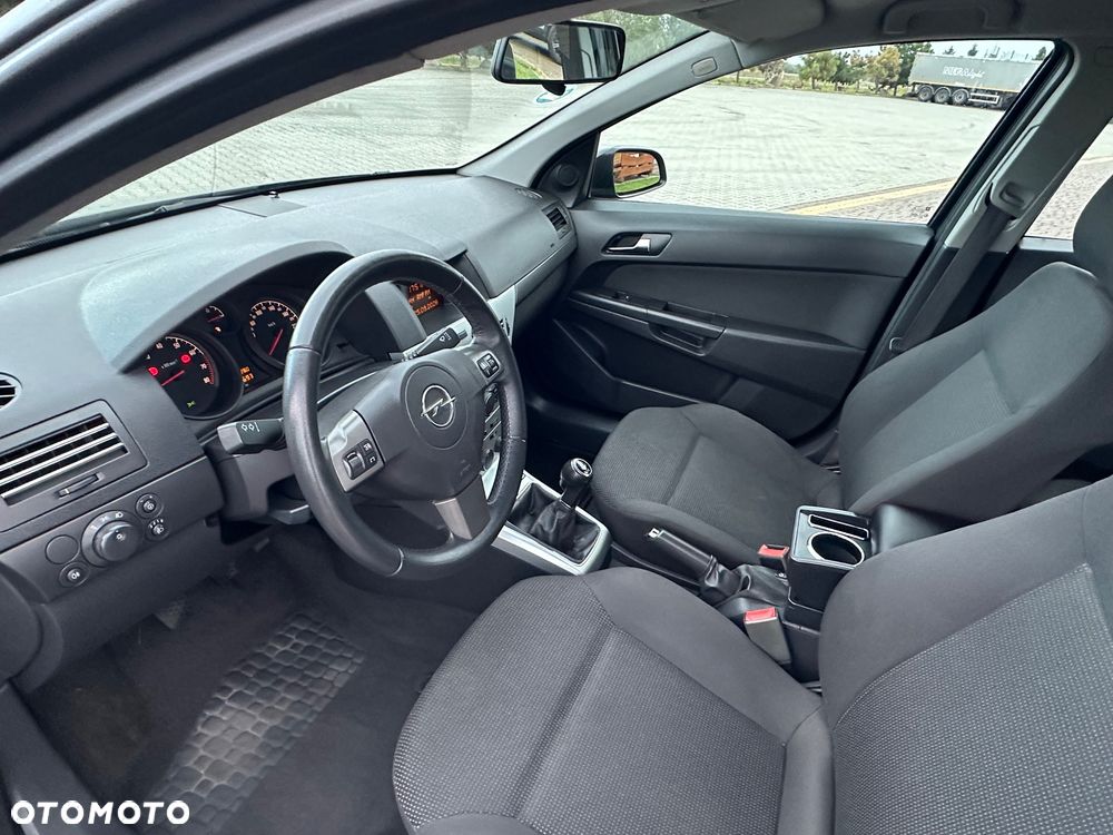 Opel Astra 1.4 Cosmo - 20