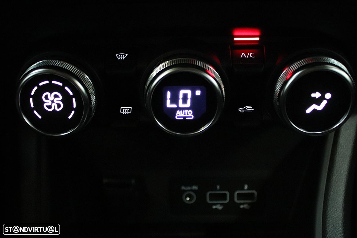 Renault Captur 1.0 TCe Techno Bi-Fuel - 13