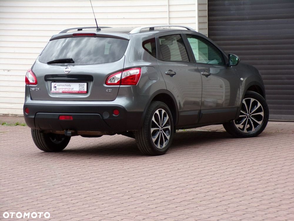 Nissan Qashqai - 12