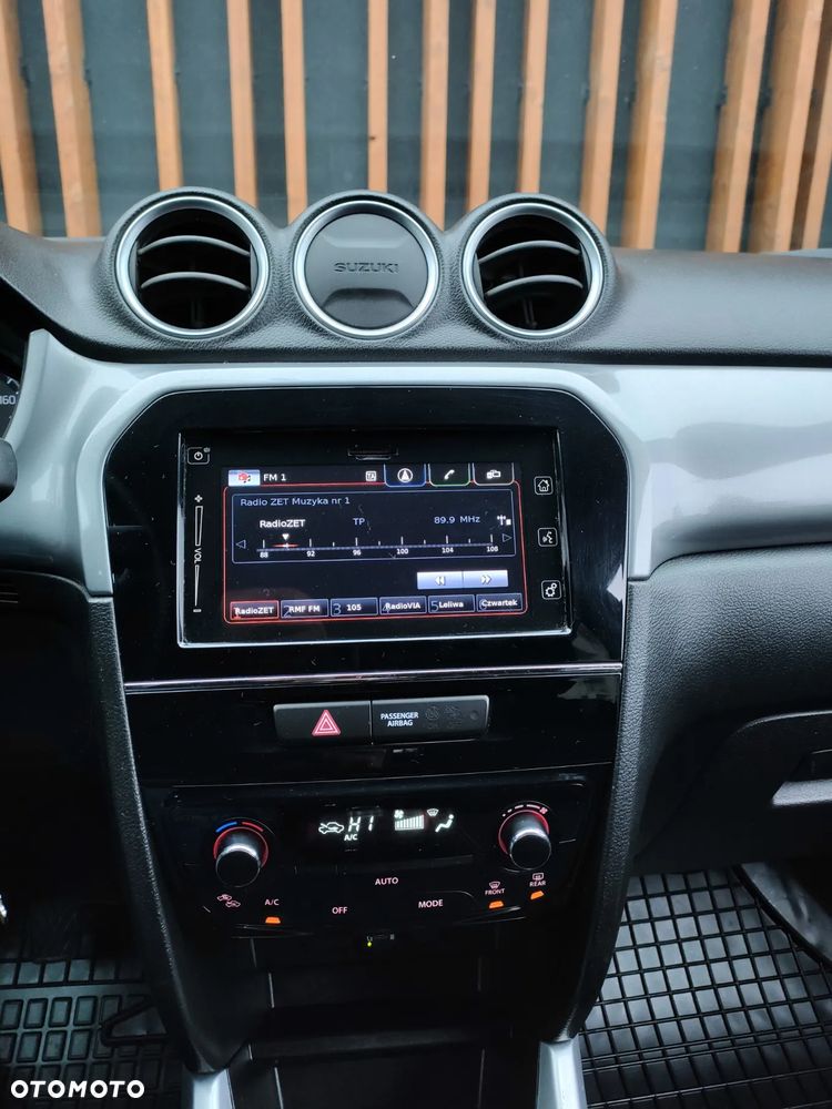 Suzuki Vitara 1.6 Premium 2WD - 37