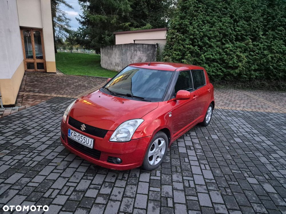 Suzuki Swift - 1