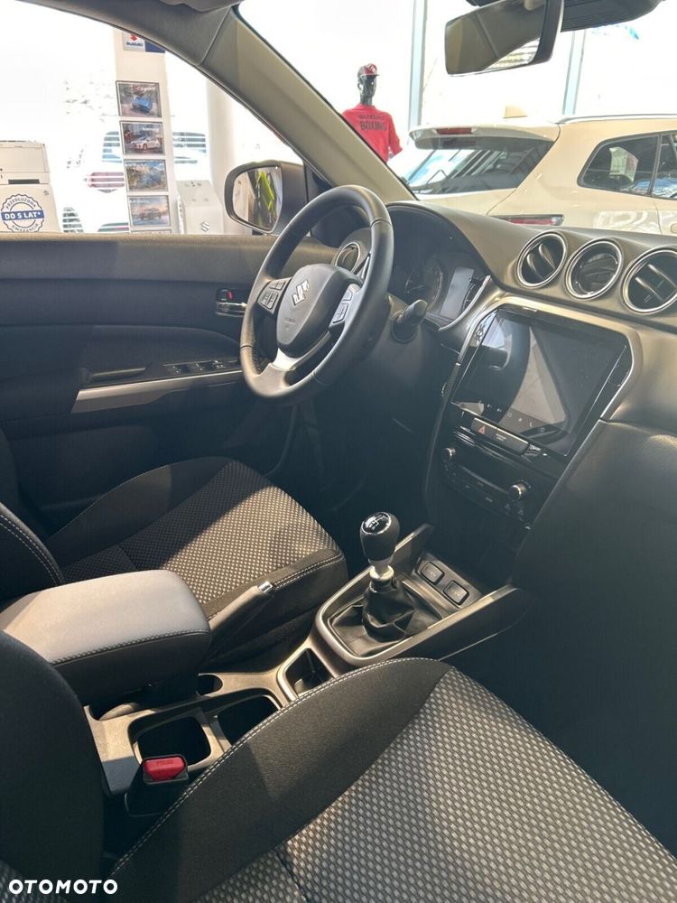 Suzuki Vitara - 11