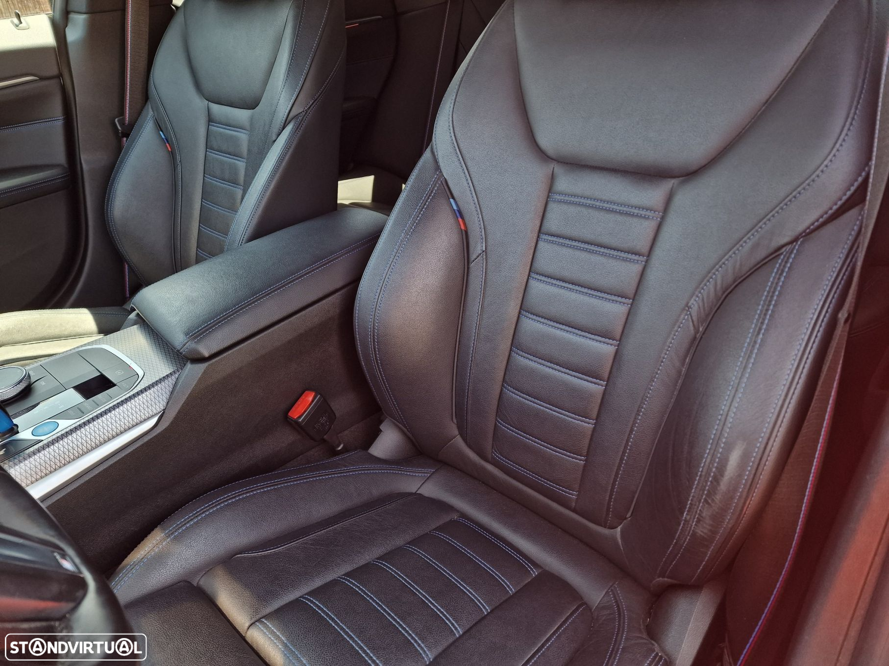 BMW i4 eDrive40 Pack Desportivo M - 16