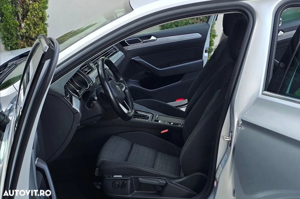 Volkswagen Passat 1.6 TDI SCR DSG Business - 11