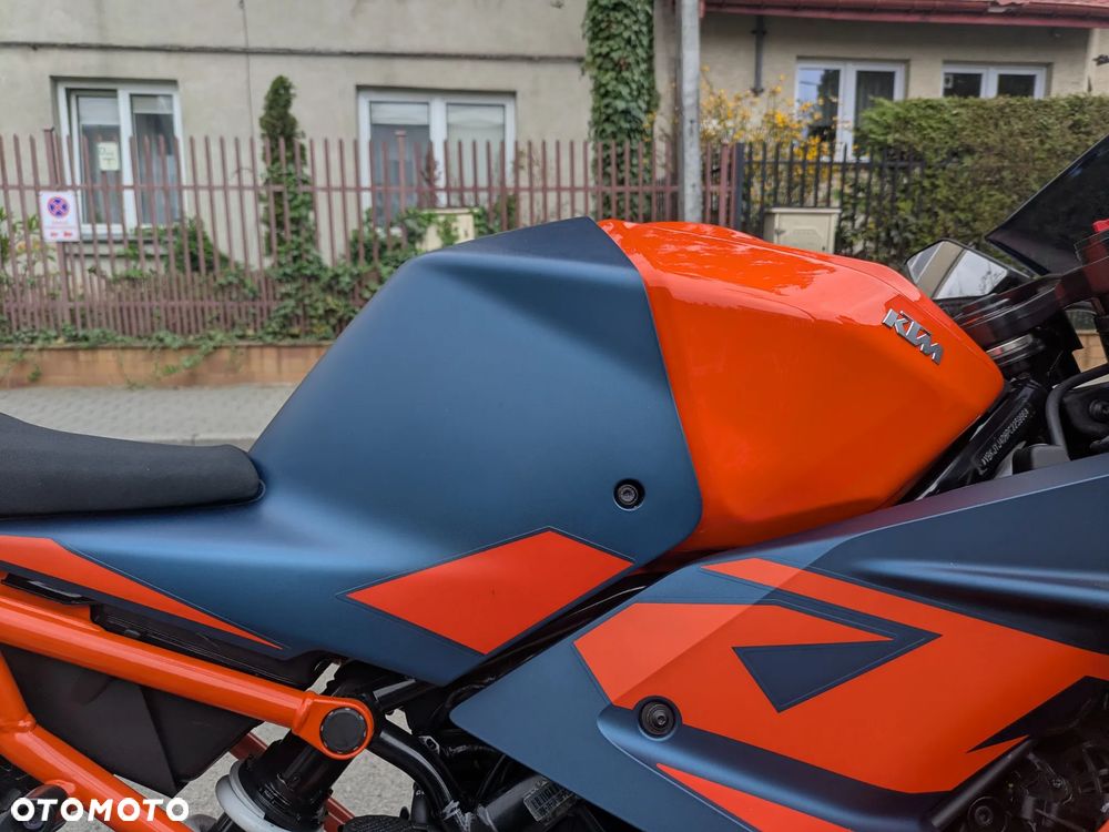 KTM RC 390 - 13